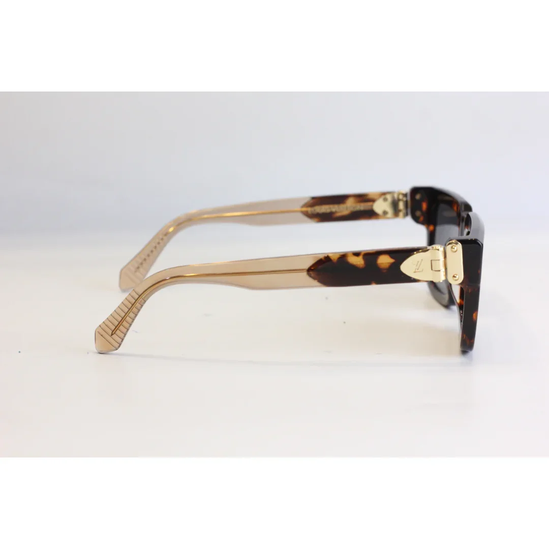 Louis Vuitton - Z2079 - Black - Golden - Acetate - Square - Premium Sunglasses - Eyewear - Image 8