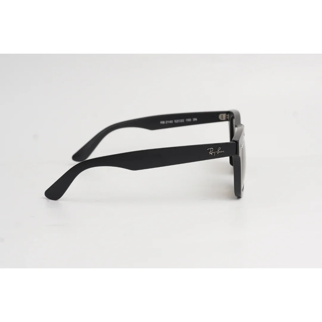 Ray Ban - 2140 - 52 mm - Polarized - Acetate Wayfarer - Square - Sunglasses - Eyewear - Image 3